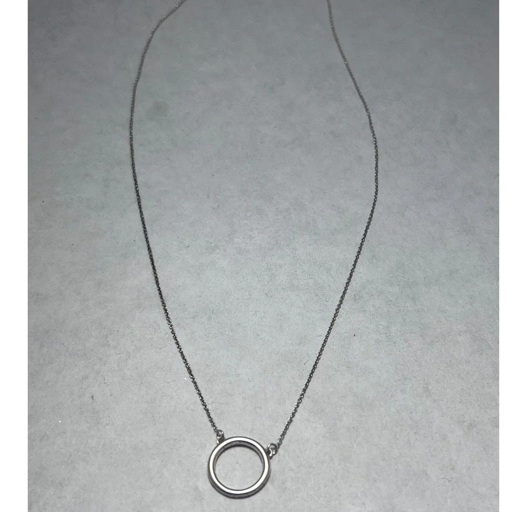 NVC Sterling‎ Silver 925 Circle Eternity Pendant Necklace Minimalist Chain Avon